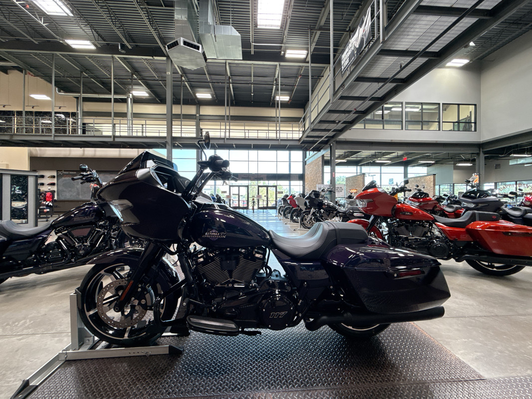 Road Glide®