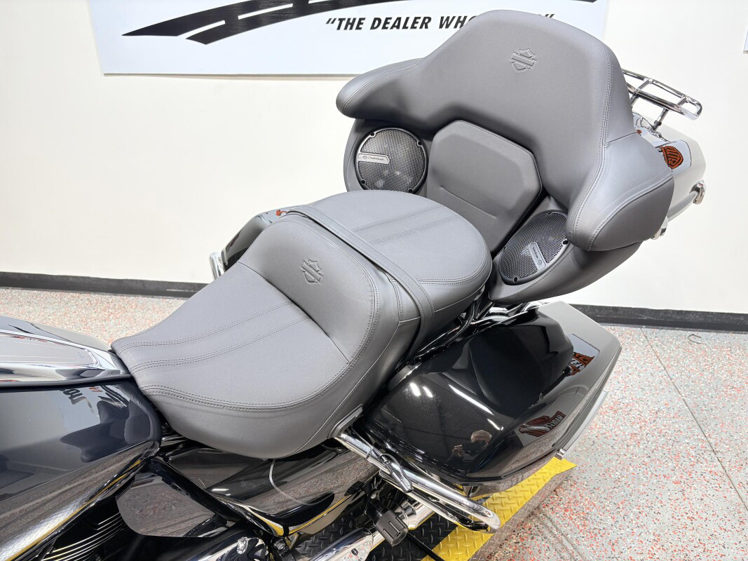 Street Glide® Limited
