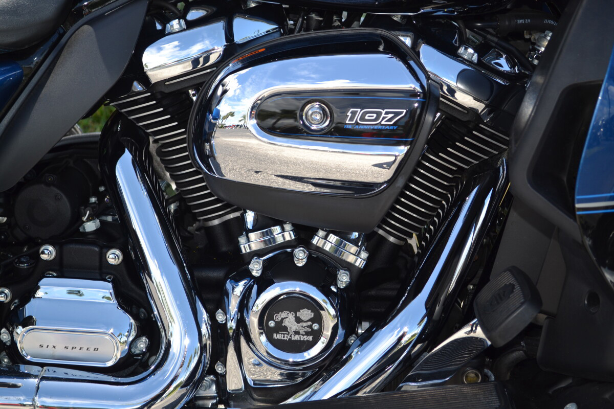 Electra Glide® Ultra® Limited 115th Anniversary