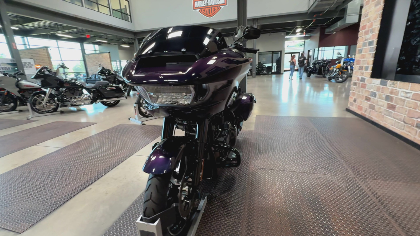 Road Glide®
