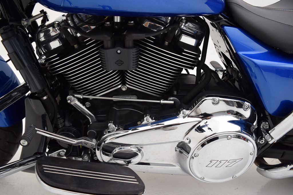 Road Glide®