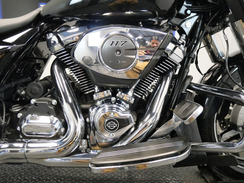 Street Glide®