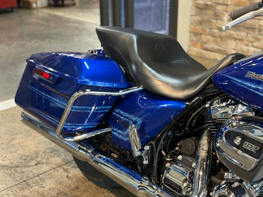 Road Glide®