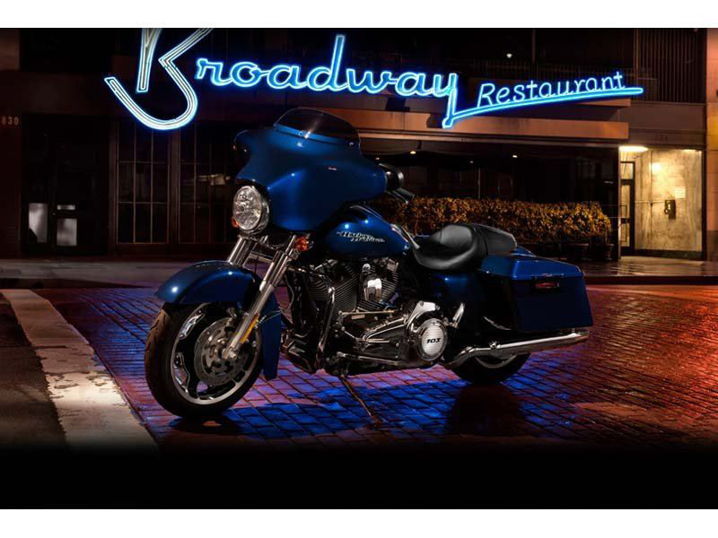Street Glide®