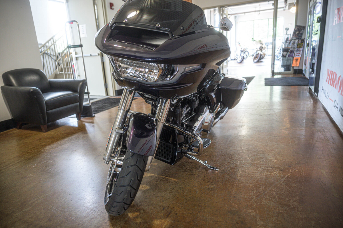 Road Glide®