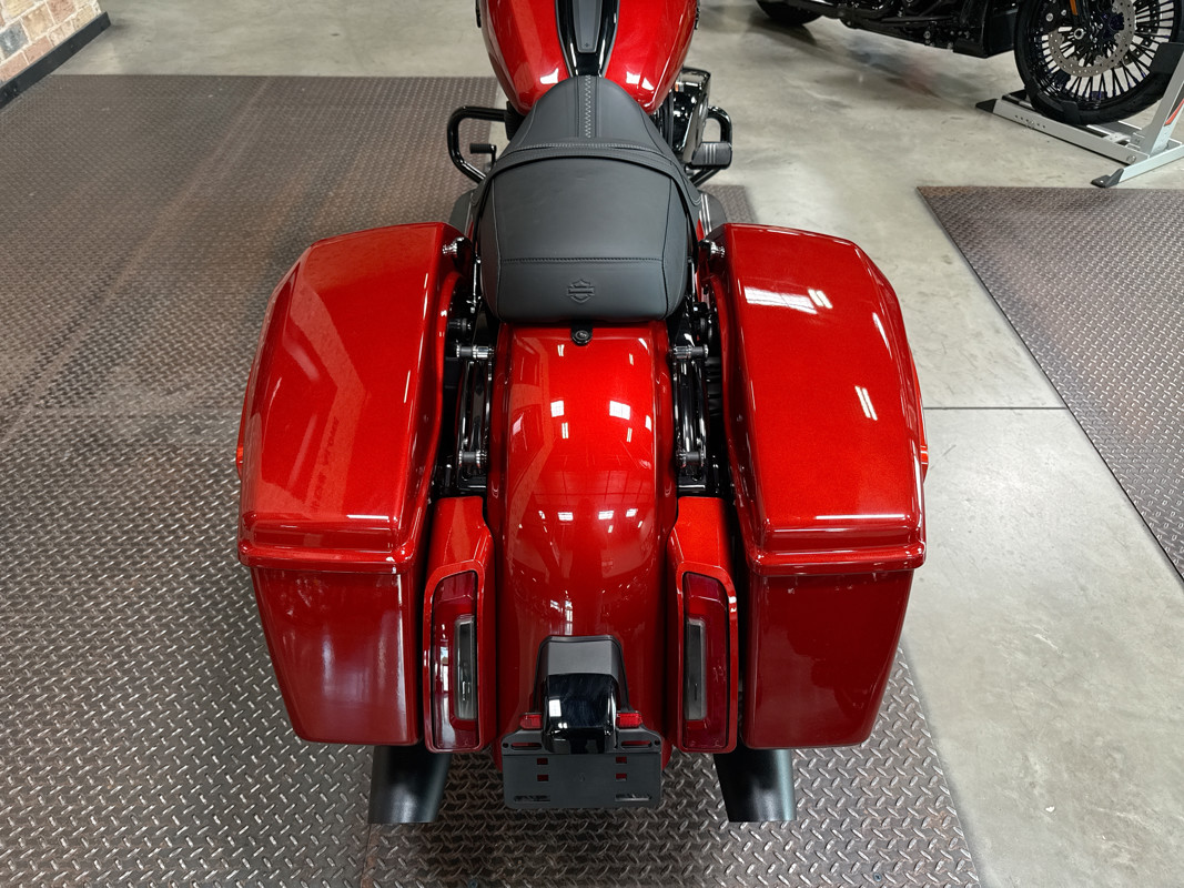 Street Glide®