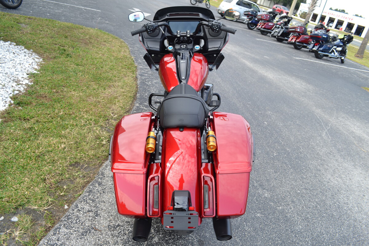 Road Glide®
