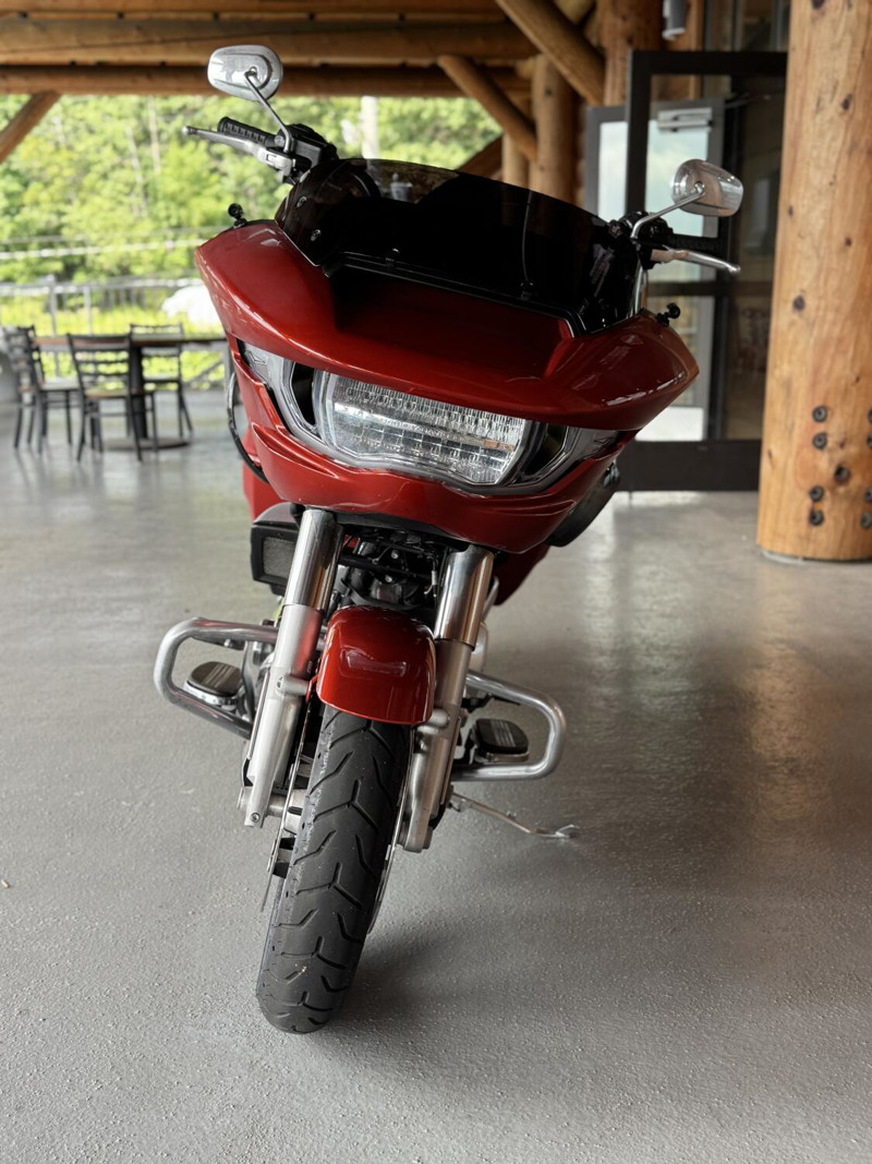 Road Glide®