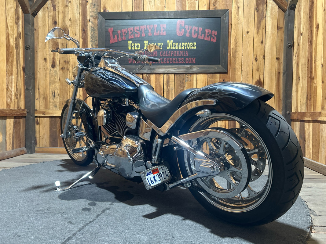 Softail® Deuce®