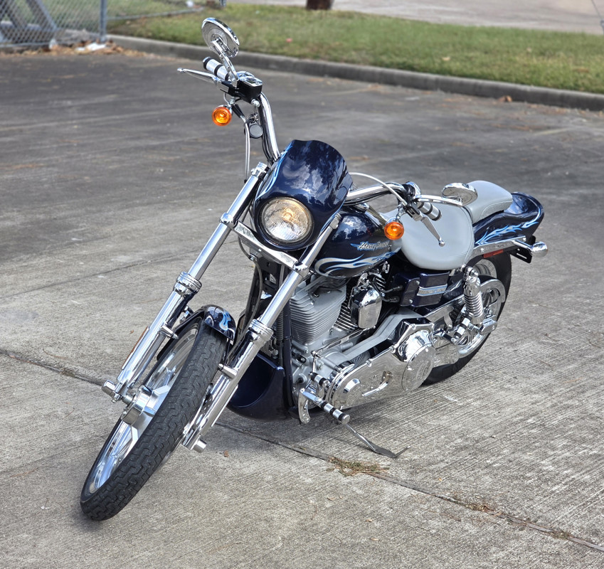 Dyna® Wide Glide® 3