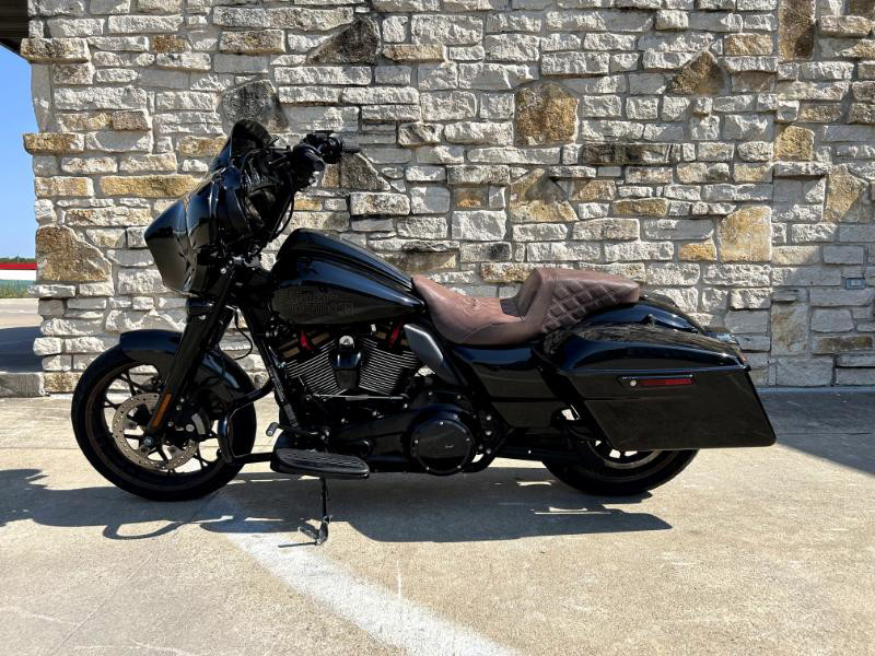Street Glide® ST
