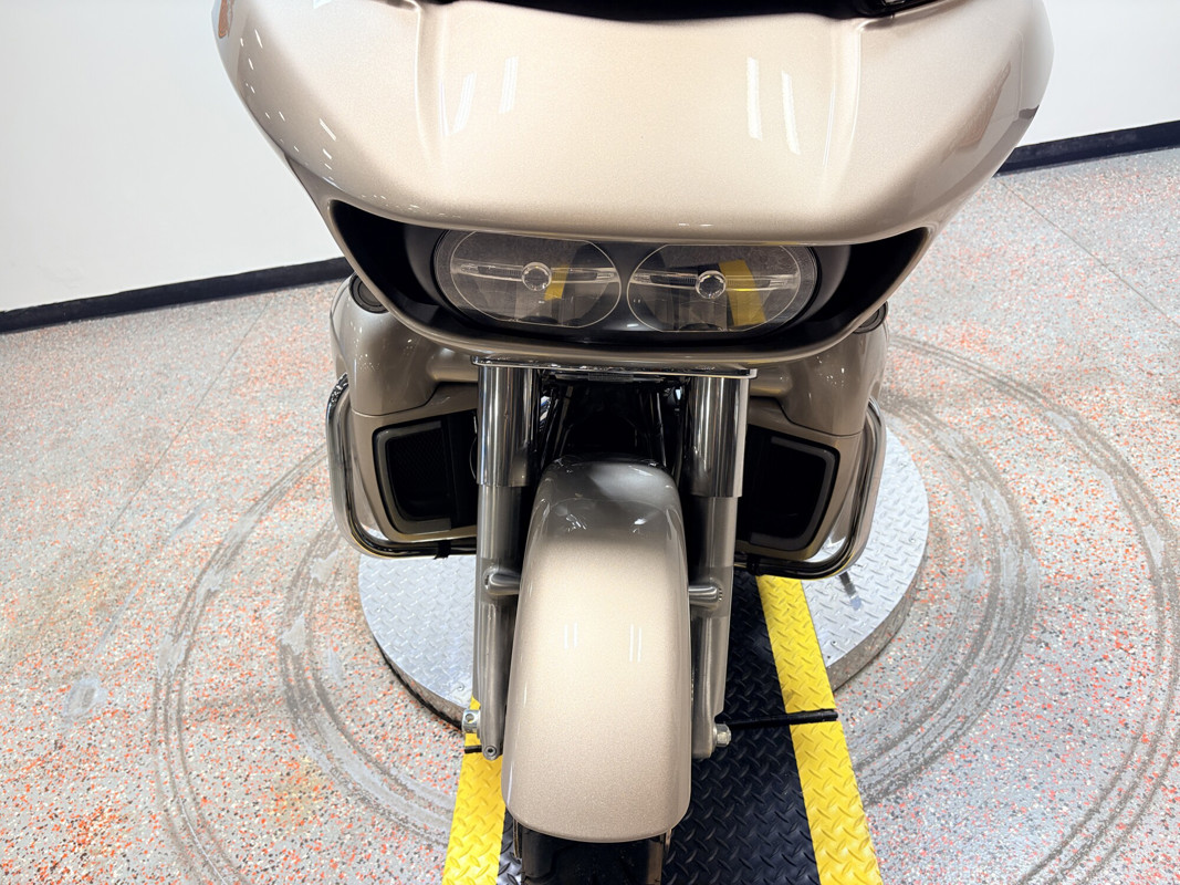 Road Glide® Ultra
