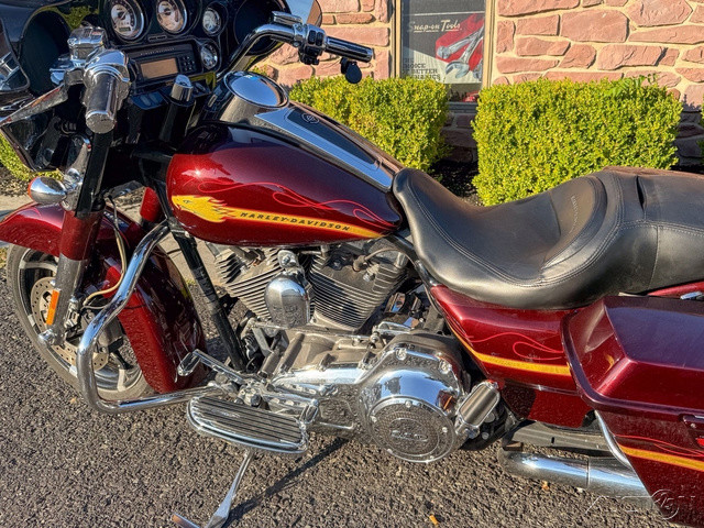 CVO™ Street Glide® 