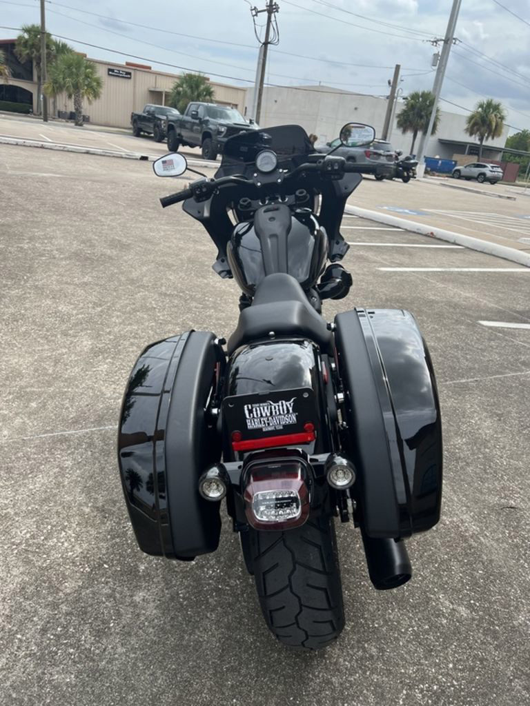 Low Rider® ST