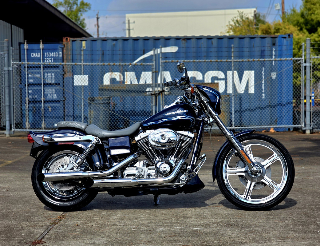 Dyna® Wide Glide® 3