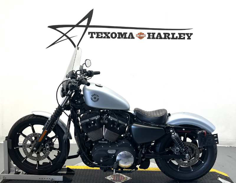 Iron 883®