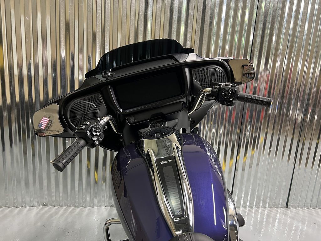 Street Glide®