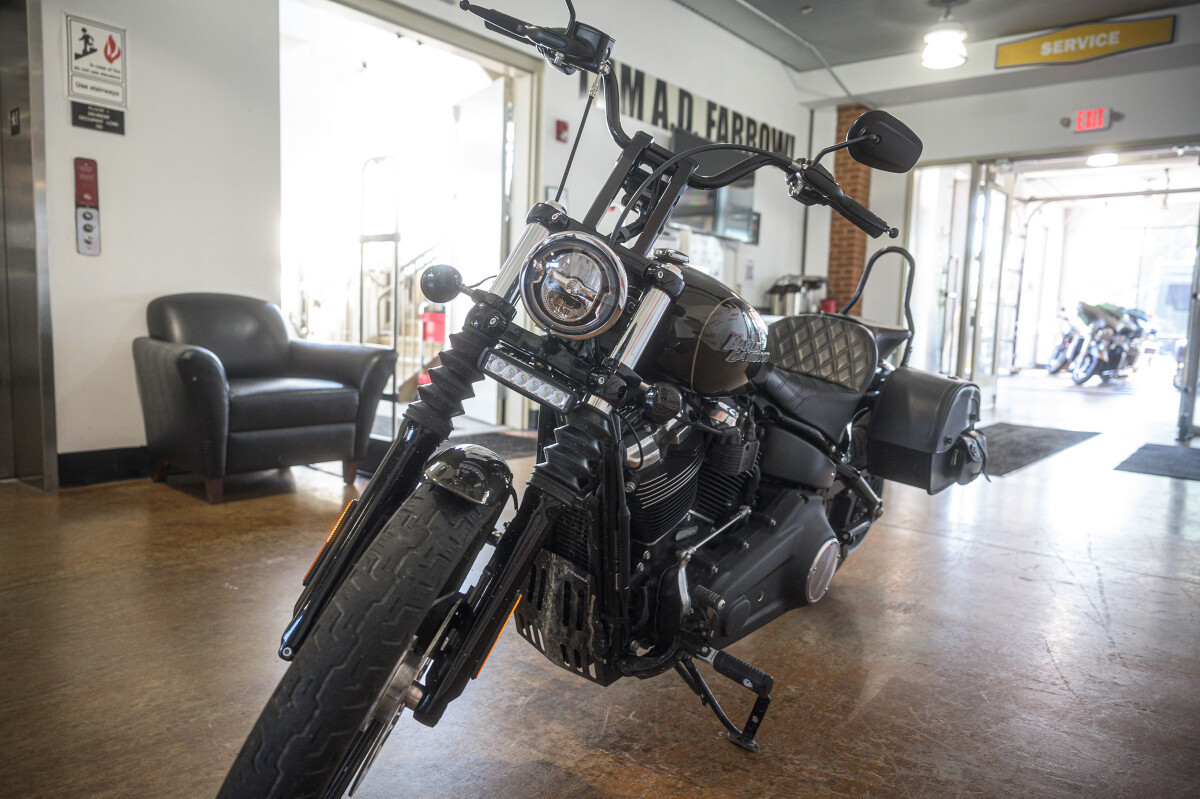 Street Bob®