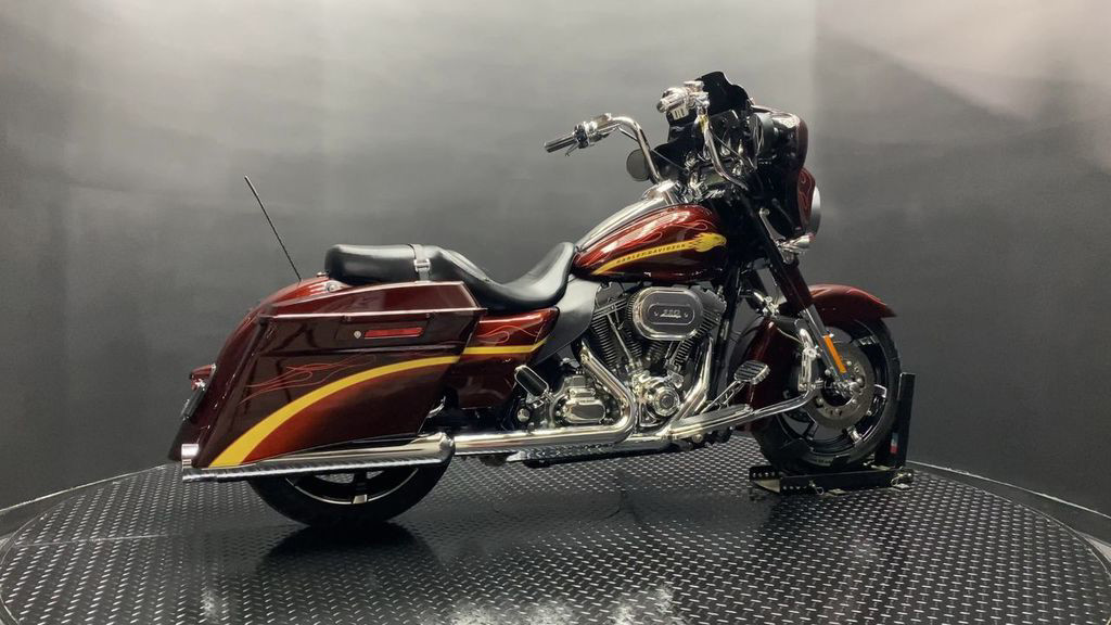CVO™ Street Glide®