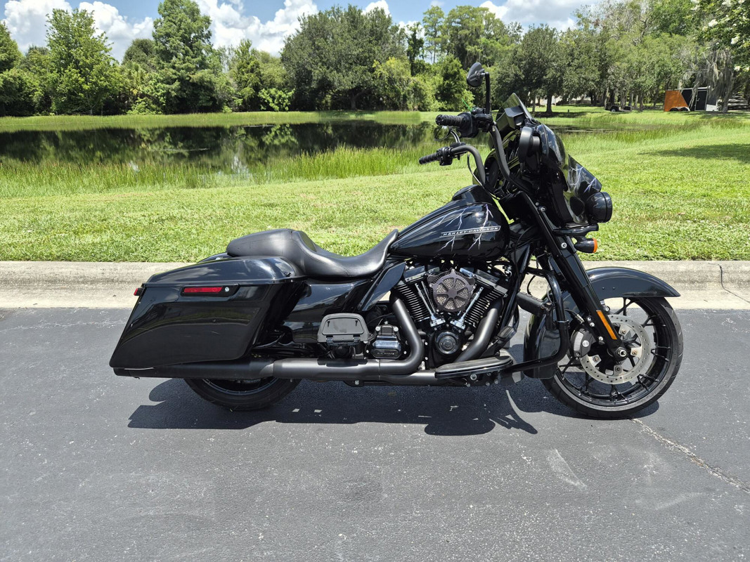 Street Glide® Special