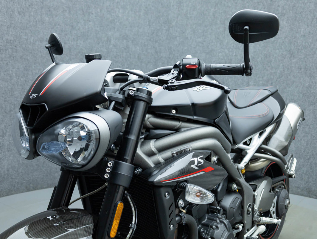 SPEED TRIPLE RS