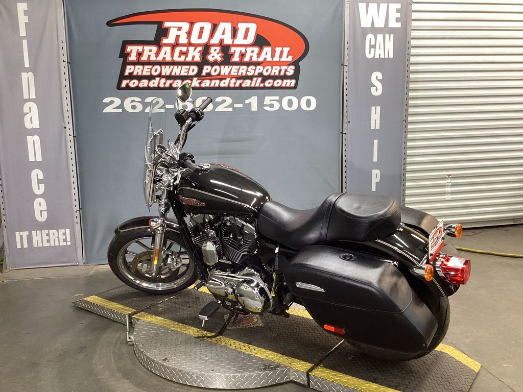 Sportster® SuperLow® 1200T