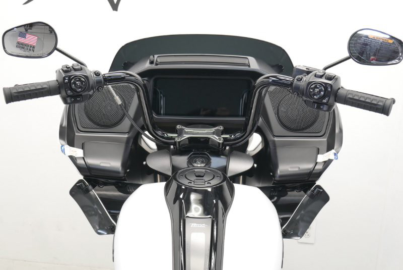 Road Glide®