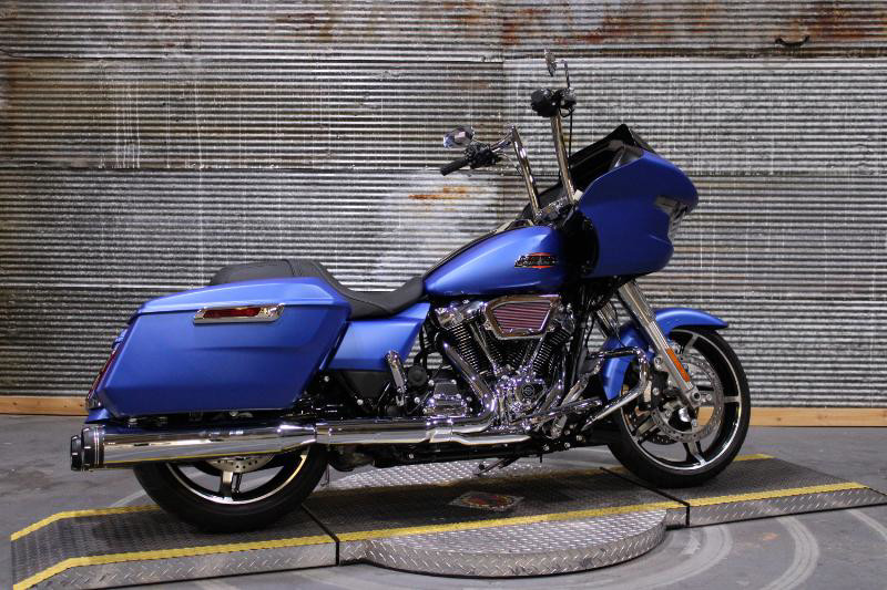 Road Glide®