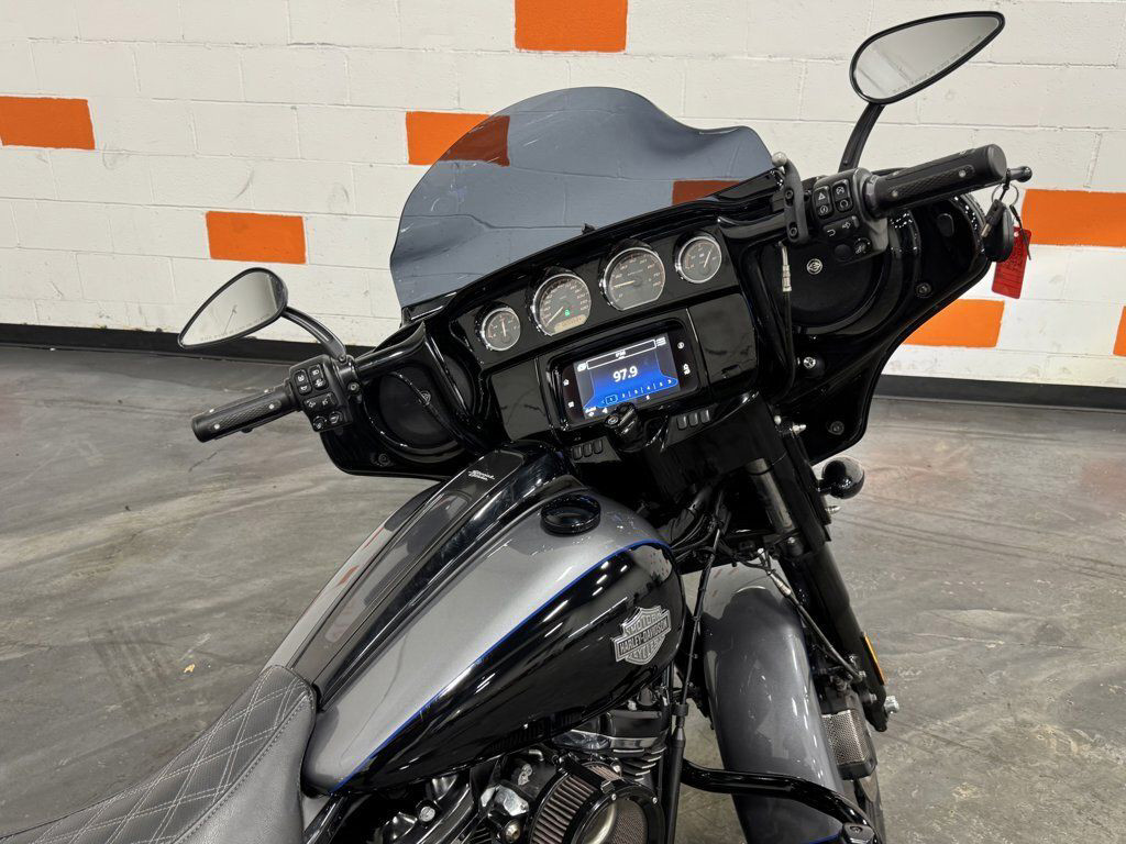 Street Glide® Special