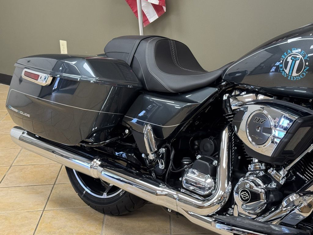 Road Glide®