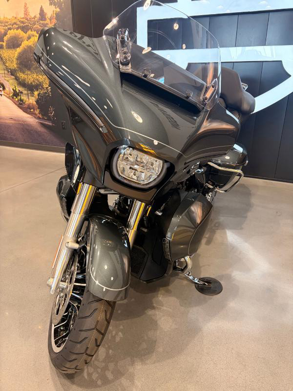Street Glide® Limited