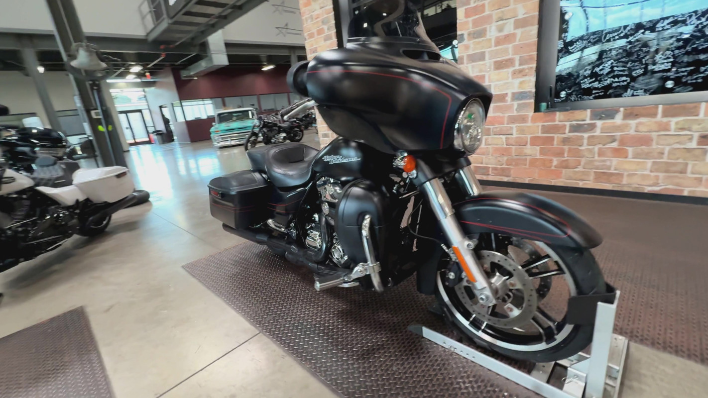 Street Glide® Special