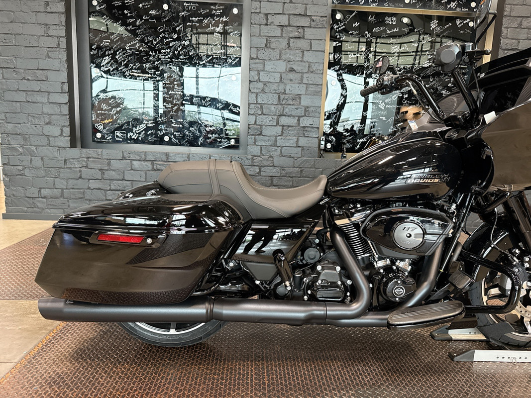 Road Glide®