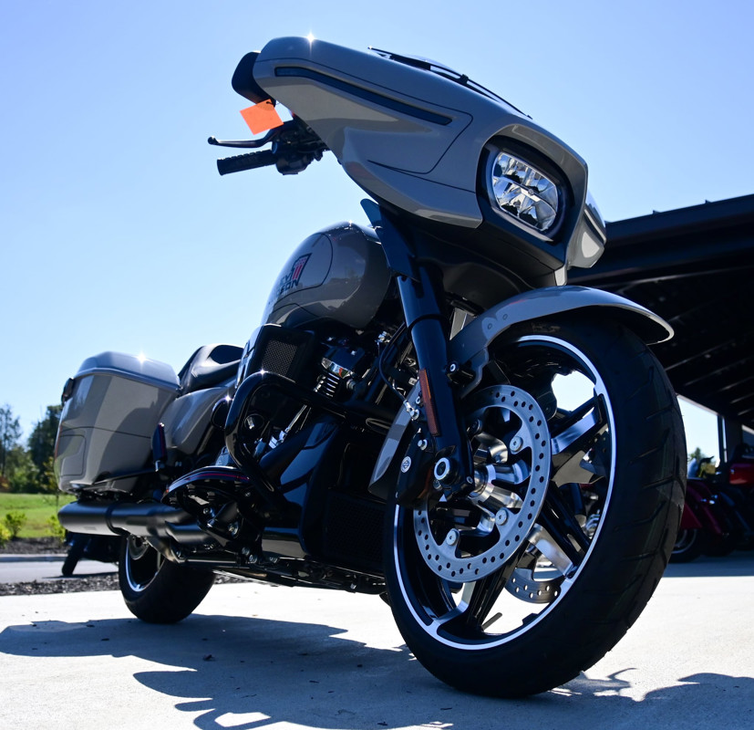 Street Glide®