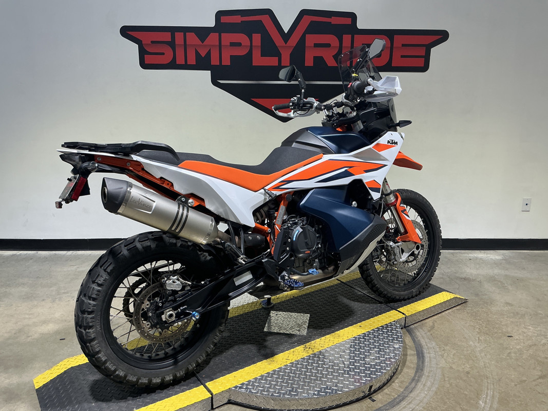 890 Adventure R