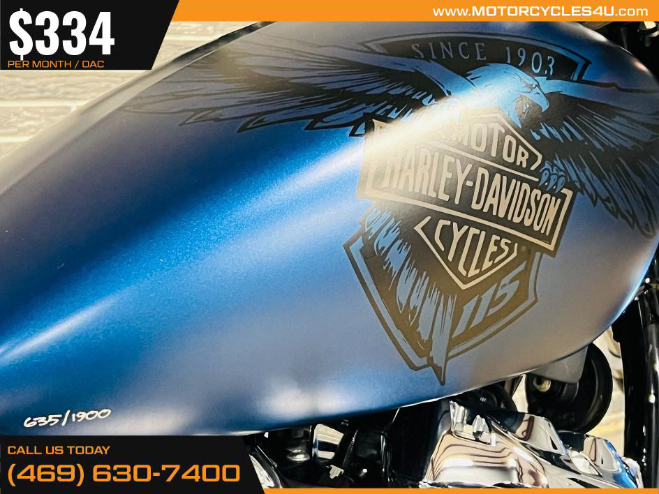 Softail® Breakout® 114 115th Anniversary