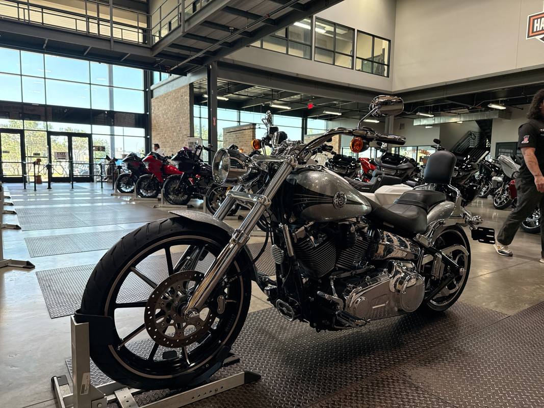 Softail® Breakout®