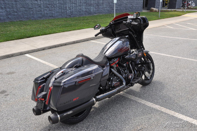 CVO® Street Glide® ST