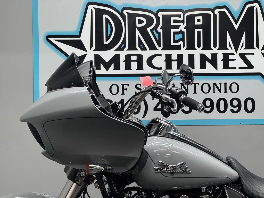 Road Glide® 3