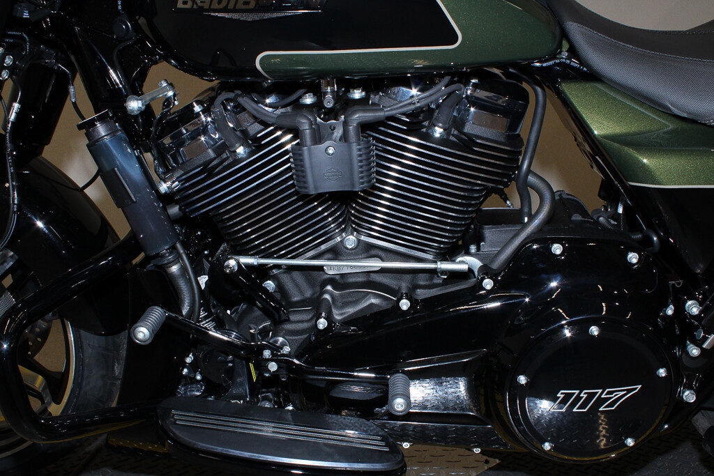 Street Glide®