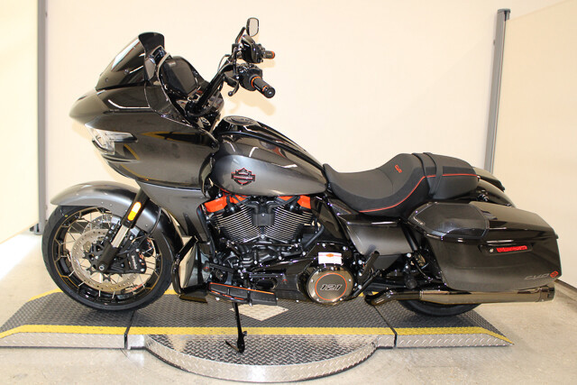 CVO® Road Glide®