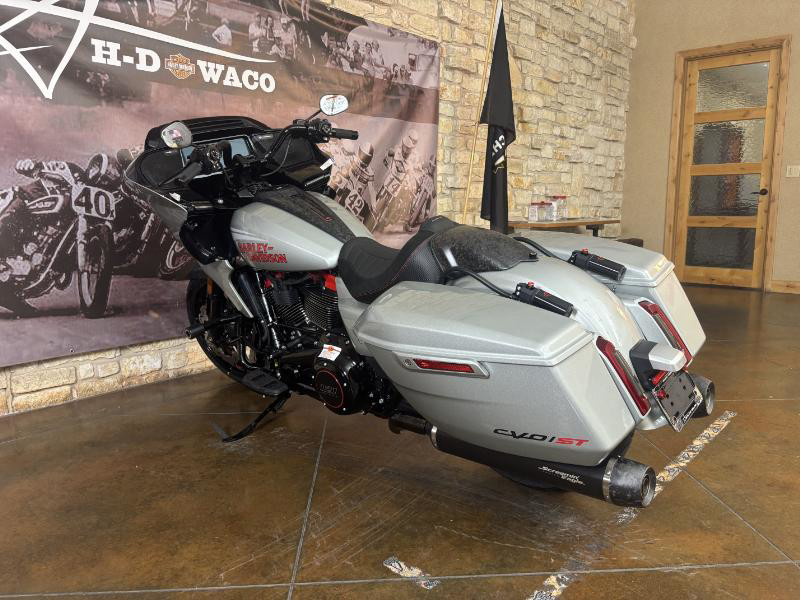 CVO® Road Glide® ST