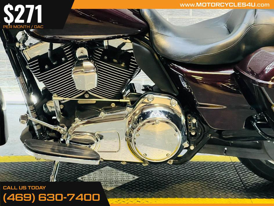 Street Glide®