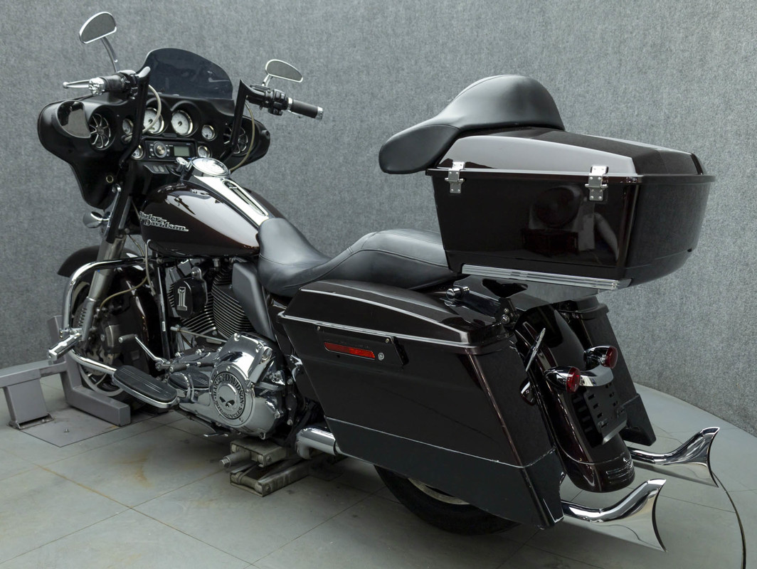 Street Glide®