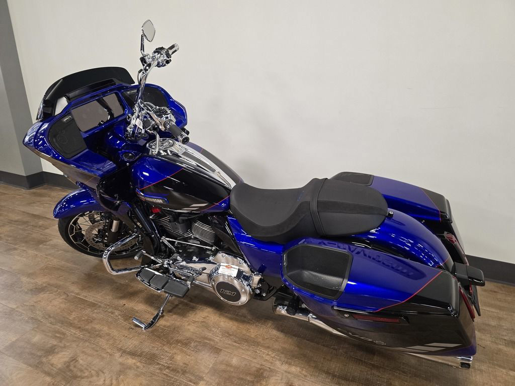 CVO® Road Glide®