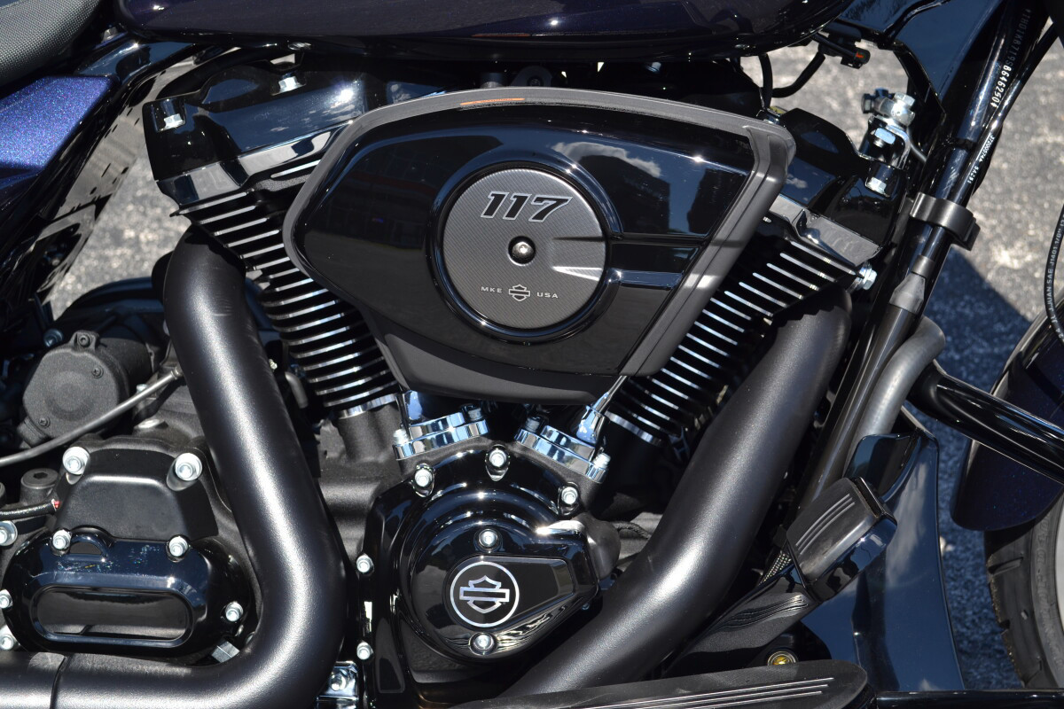 Street Glide®
