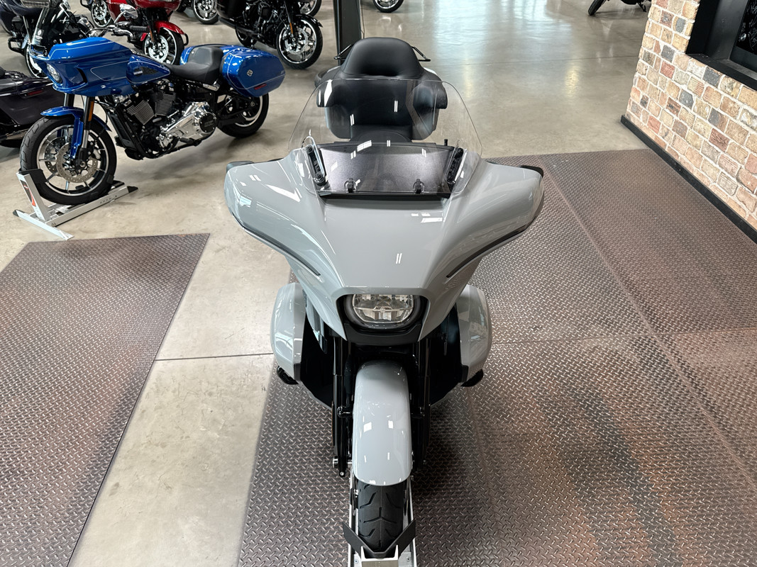 Street Glide® Ultra