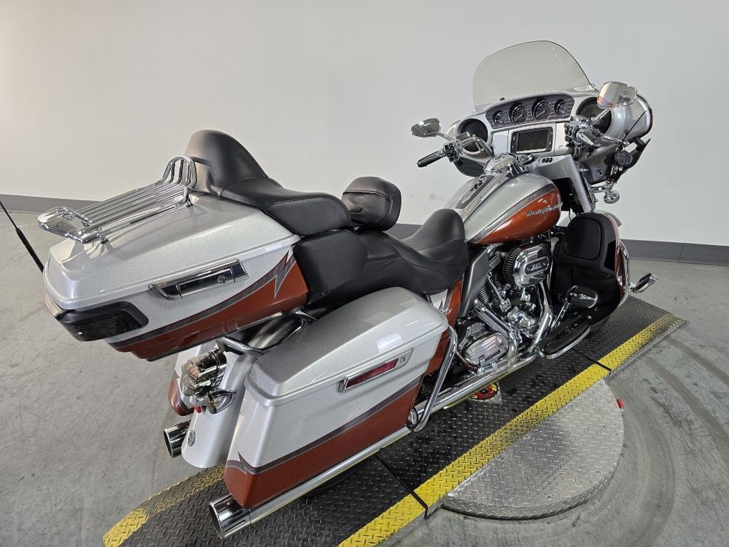 CVO® Electra Glide® Ultra Limited