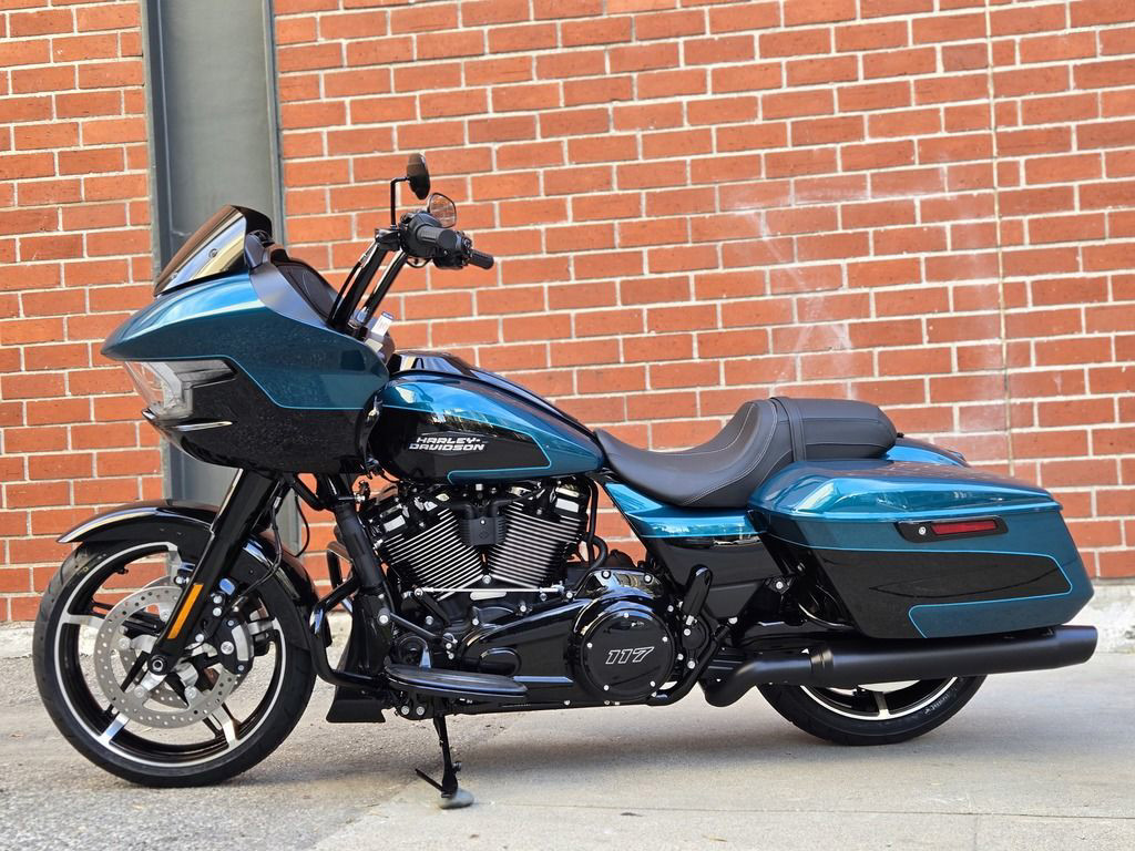Road Glide®
