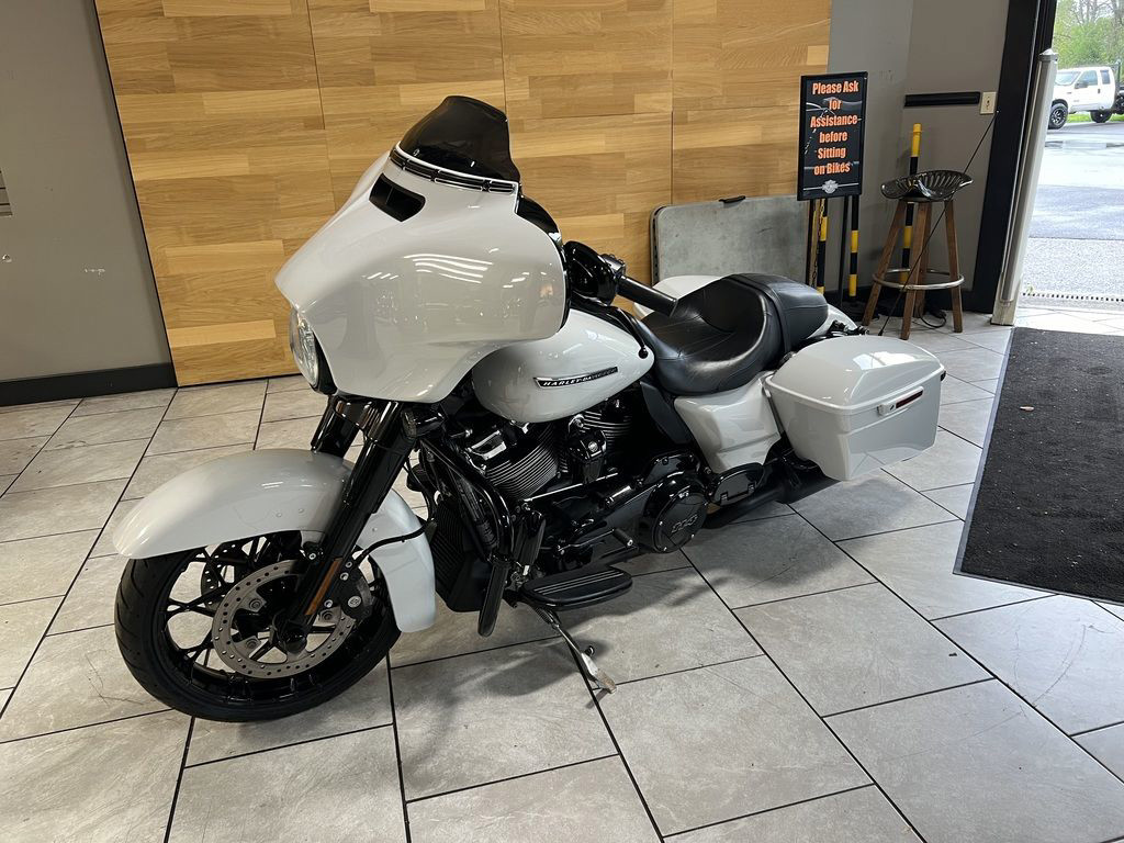 Street Glide® Special